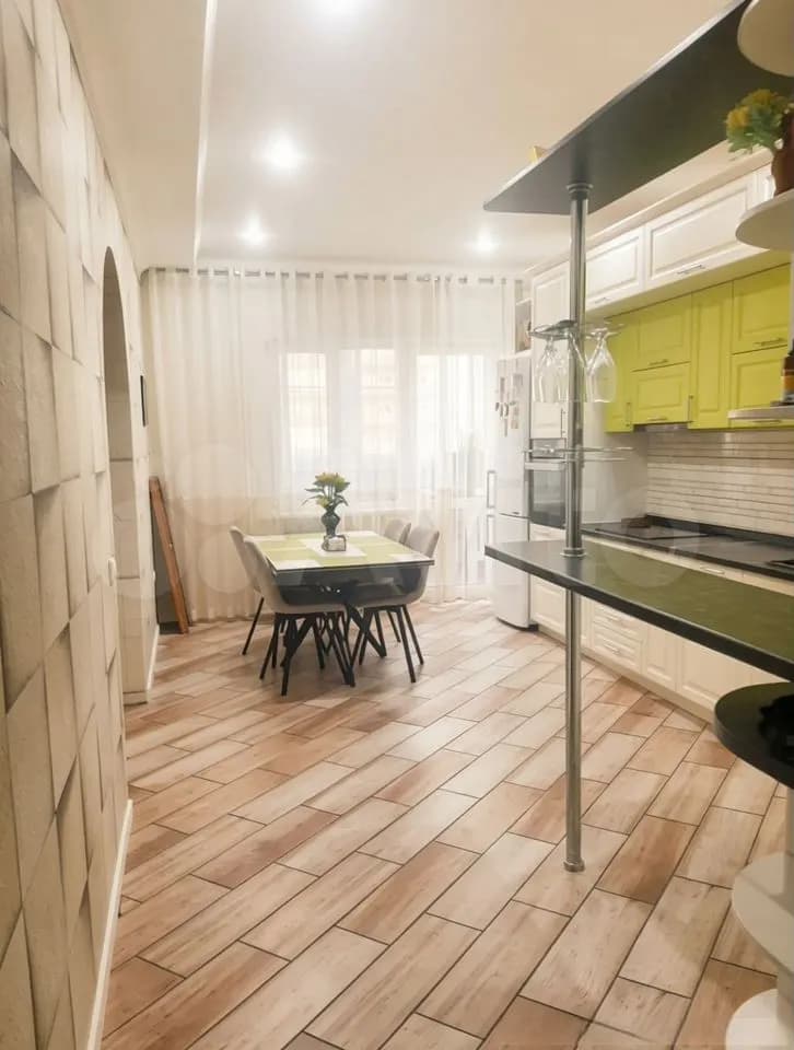 Продается 4-комн. квартира, 100 м² — фото 3