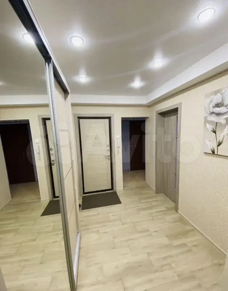 Продается 3-комн. квартира, 64.7 м²