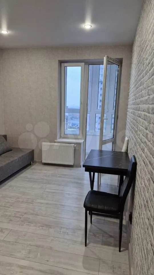 Продается 1-комн. квартира, 40 м² — фото 2