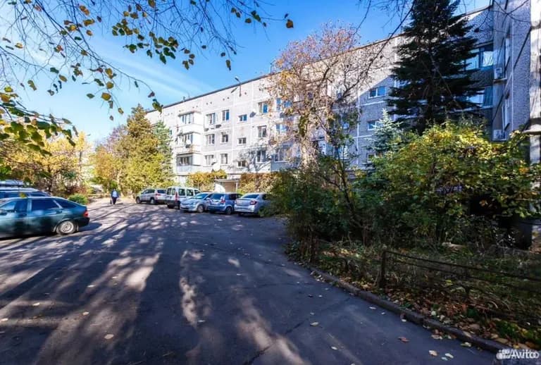 Продается 4-комн. квартира, 80 м² — фото 2