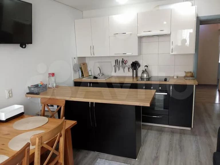Продается 2-комн. квартира, 65 м²