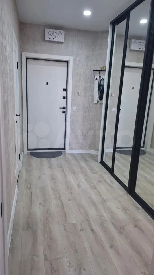 Продается 1-комн. квартира, 49 м² — фото 2