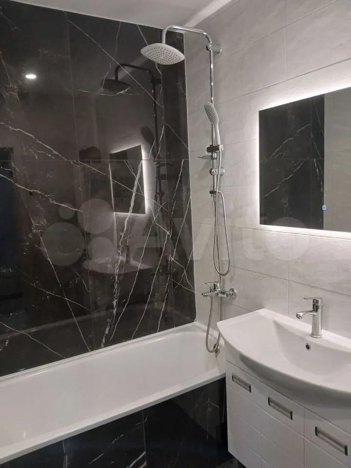Продается 1-комн. квартира, 49 м² — фото 5