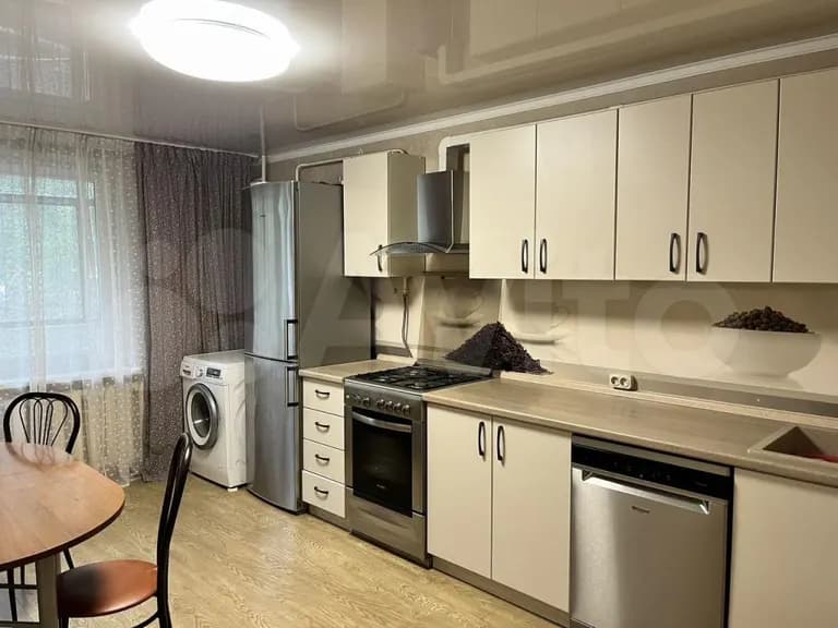 Продается 3-комн. квартира, 71 м² — фото 2