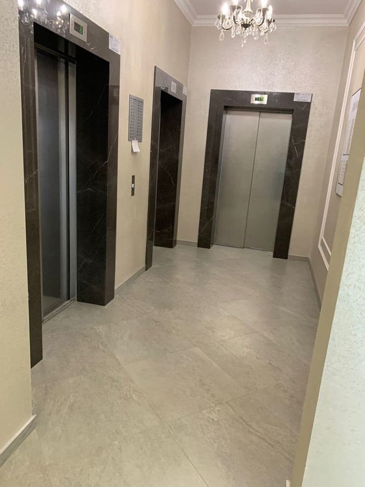 Продается 1-комн. квартира, 53 м² — фото 2