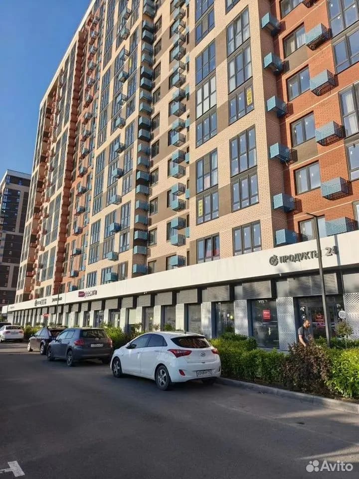 Продается 2-комн. квартира, 57.7 м²