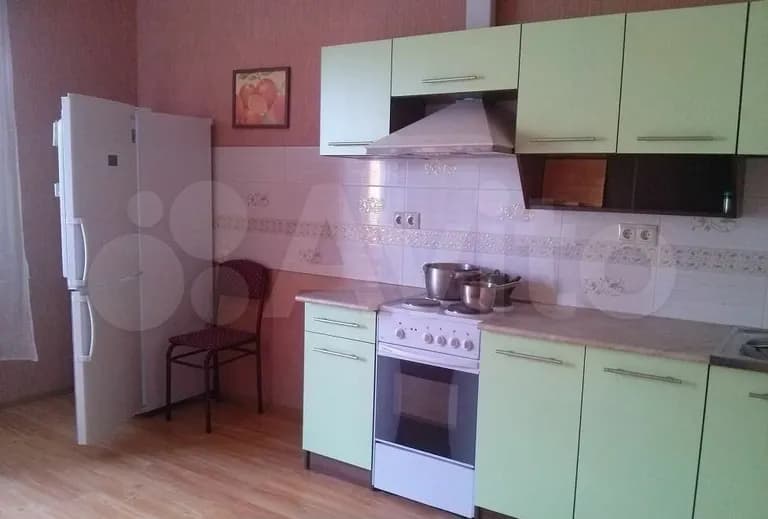 Продается 1-комн. квартира, 45 м² — фото 2