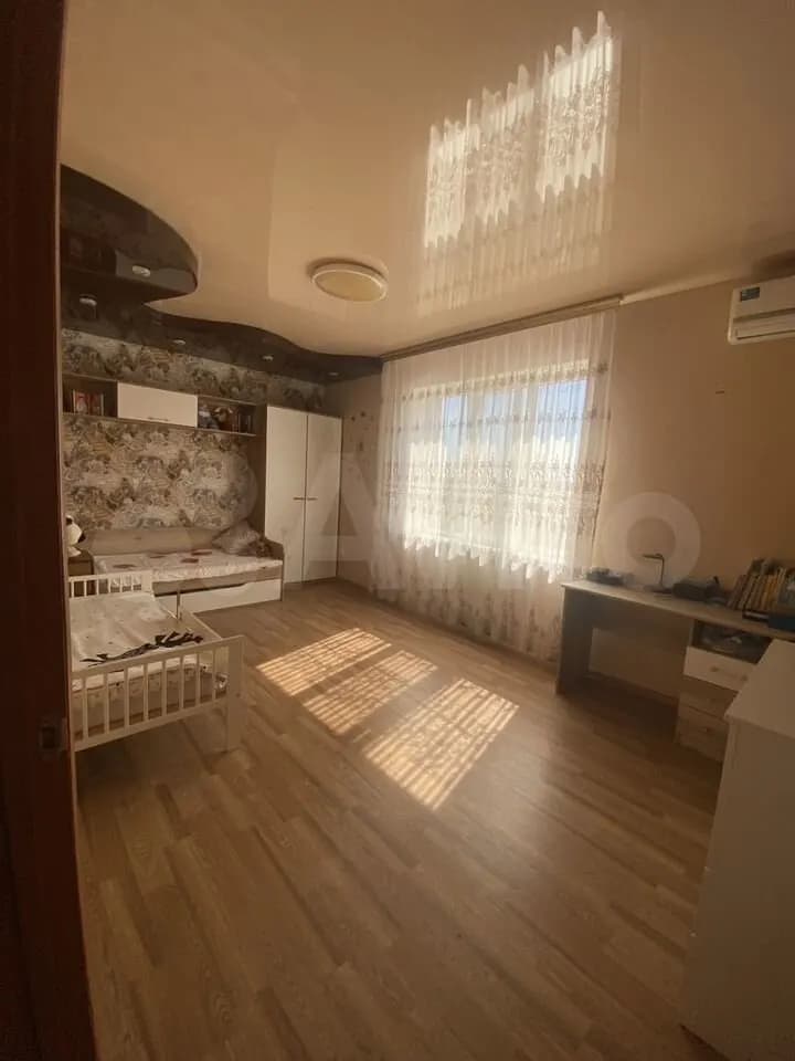 Продается 2-комн. квартира, 56.7 м² — фото 2