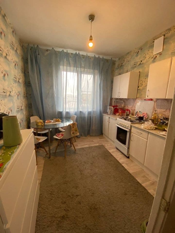 Продается 4-комн. квартира, 87.1 м²