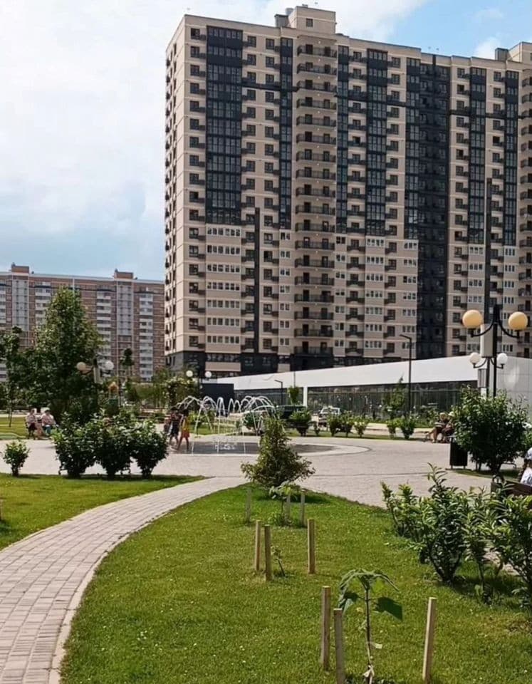 Продается 2-комн. квартира, 60.6 м² — фото 2