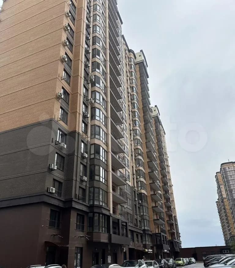 Продается 2-комн. квартира, 62.7 м²