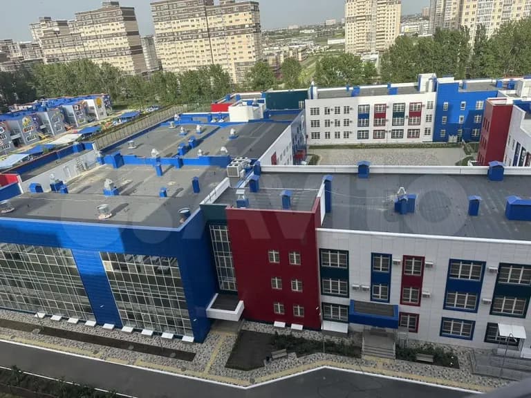 Продается 2-комн. квартира, 62.7 м² — фото 2