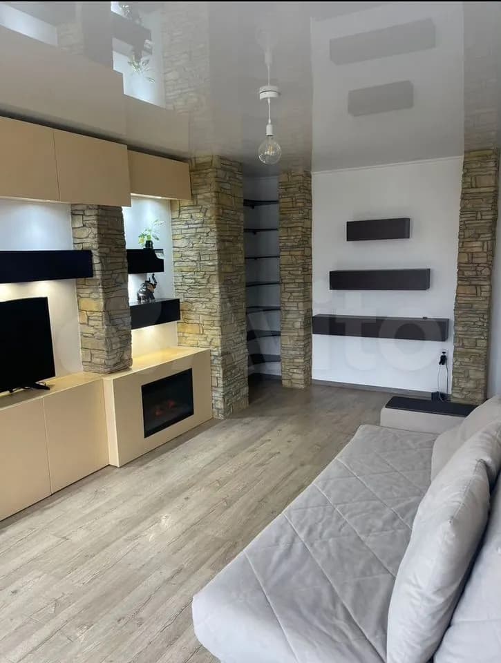 Продается 2-комн. квартира, 56 м² — фото 2