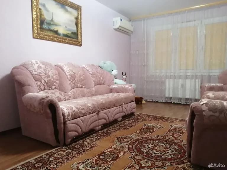 Продается 2-комн. квартира, 56.6 м²