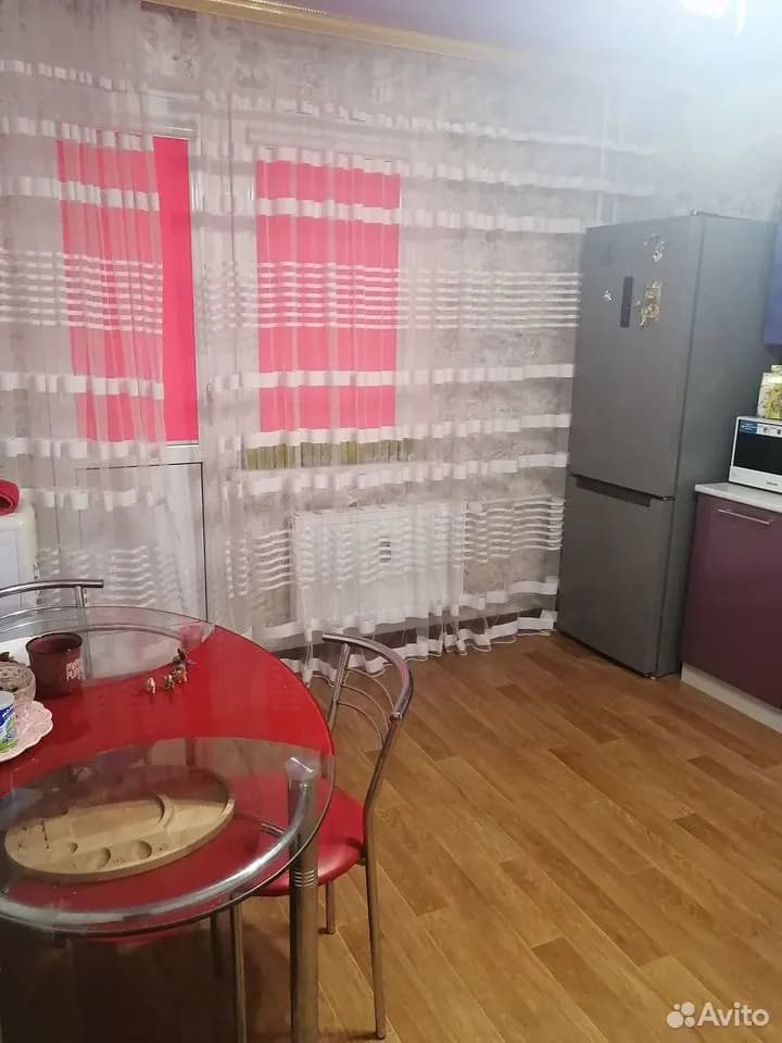 Продается 2-комн. квартира, 56.6 м² — фото 2