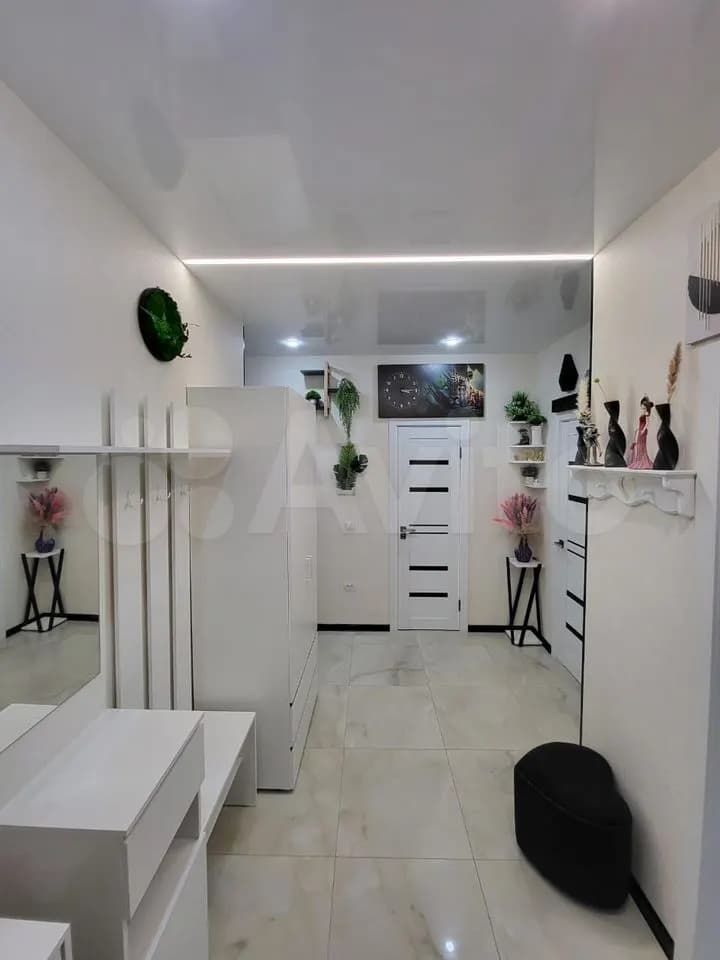 Продается 2-комн. квартира, 60.5 м²