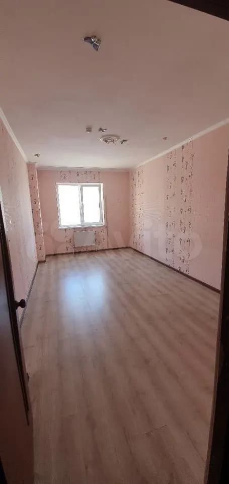 Продается 2-комн. квартира, 62.7 м²