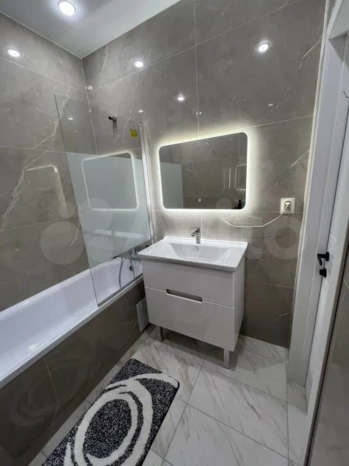 Продается 3-комн. квартира, 76.9 м²