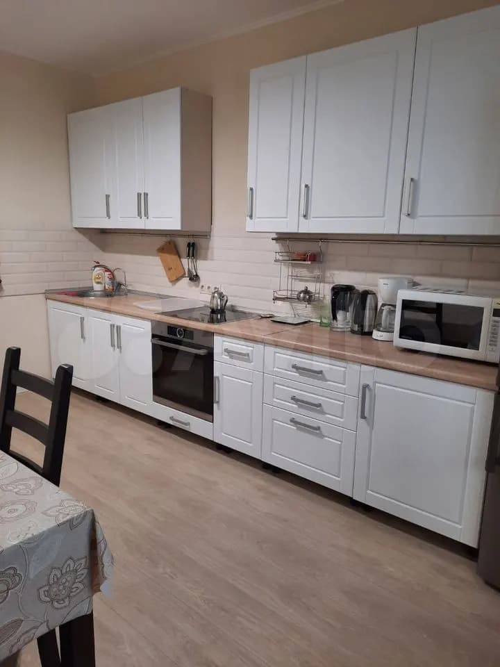 Продается 2-комн. квартира, 70 м² — фото 2