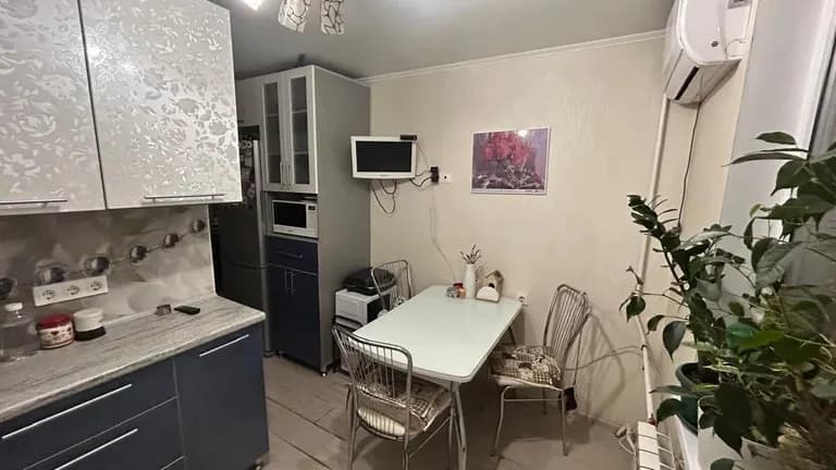 Продается 3-комн. квартира, 65 м²