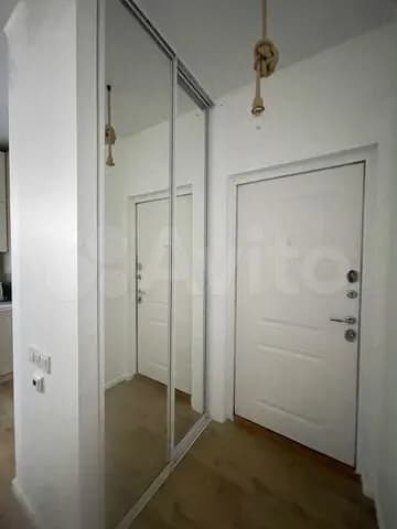 Продается 2-комн. квартира, 63.5 м²