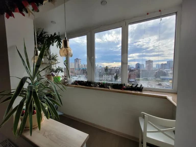 Продается 2-комн. квартира, 64 м² — фото 2