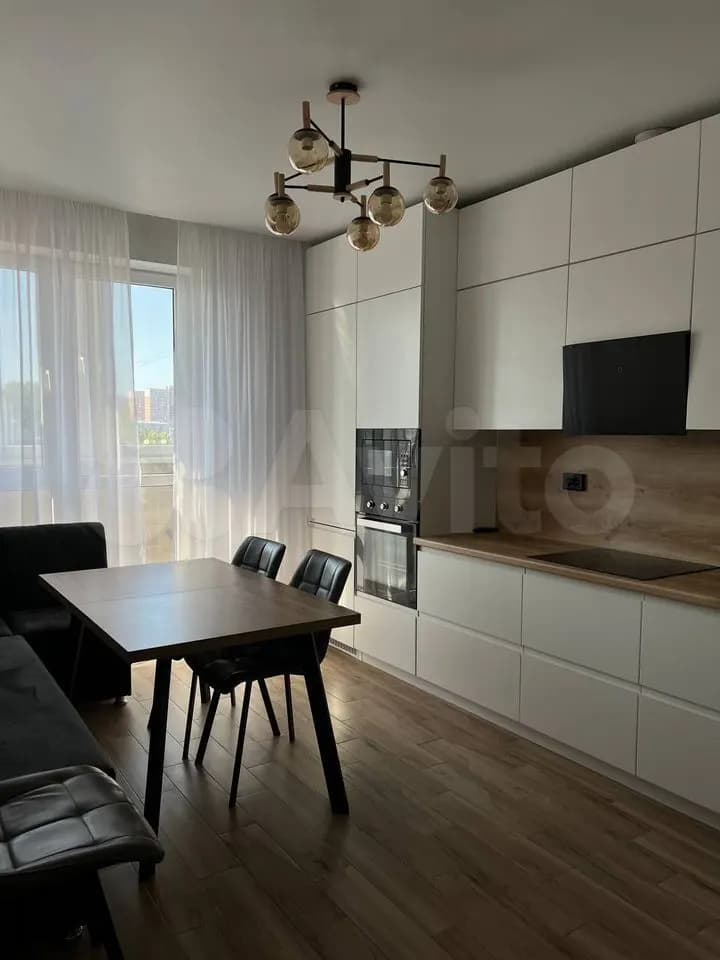 Продается 2-комн. квартира, 53 м² — фото 2