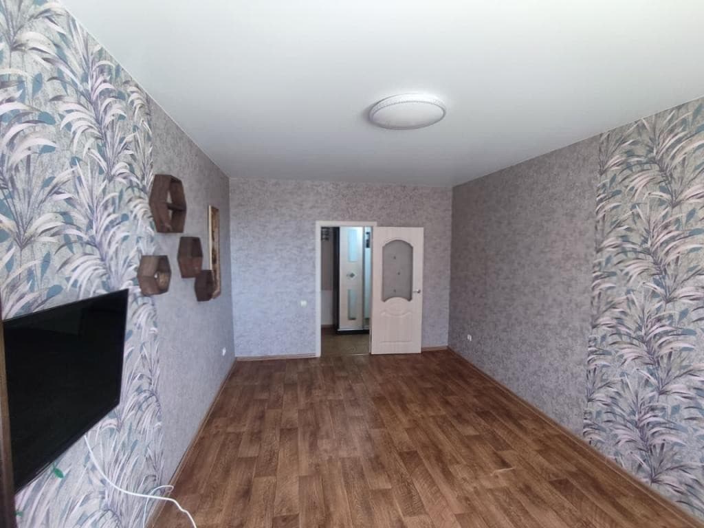Продается 1-комн. квартира, 45 м² — фото 2
