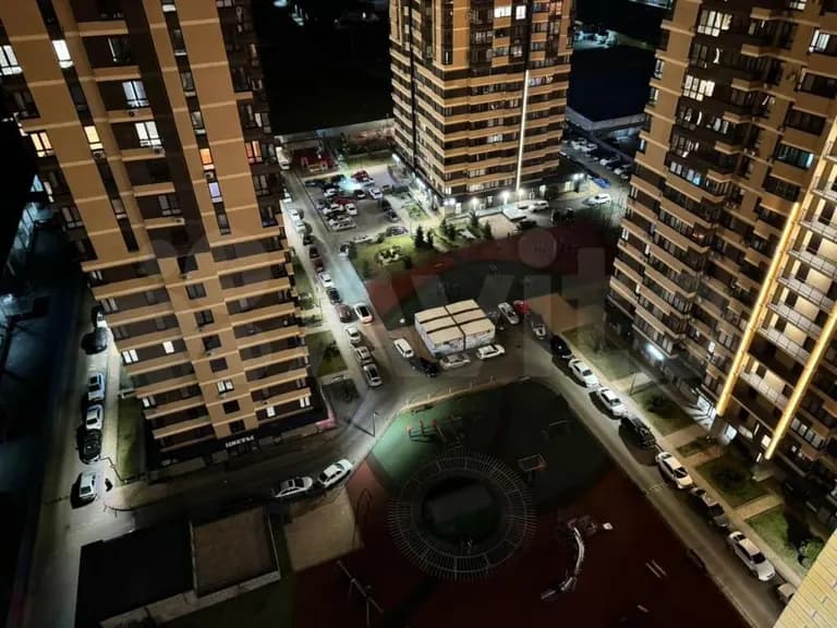 Продается 3-комн. квартира, 99.6 м² — фото 2
