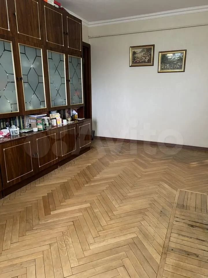 Продается 3-комн. квартира, 54.3 м²