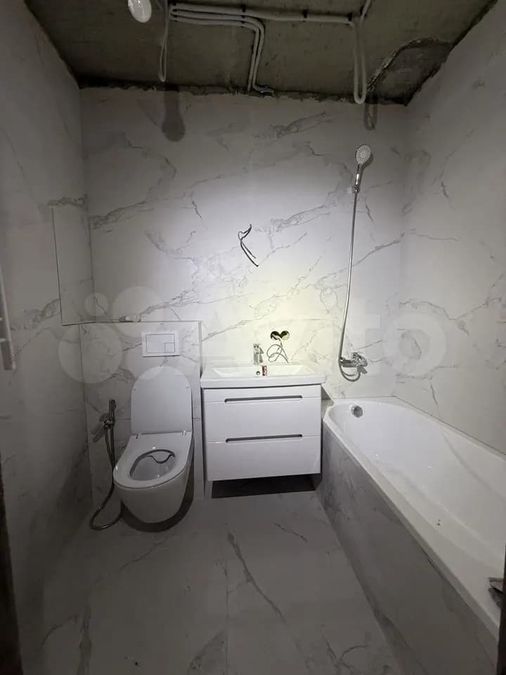 Продается 2-комн. квартира, 67 м²