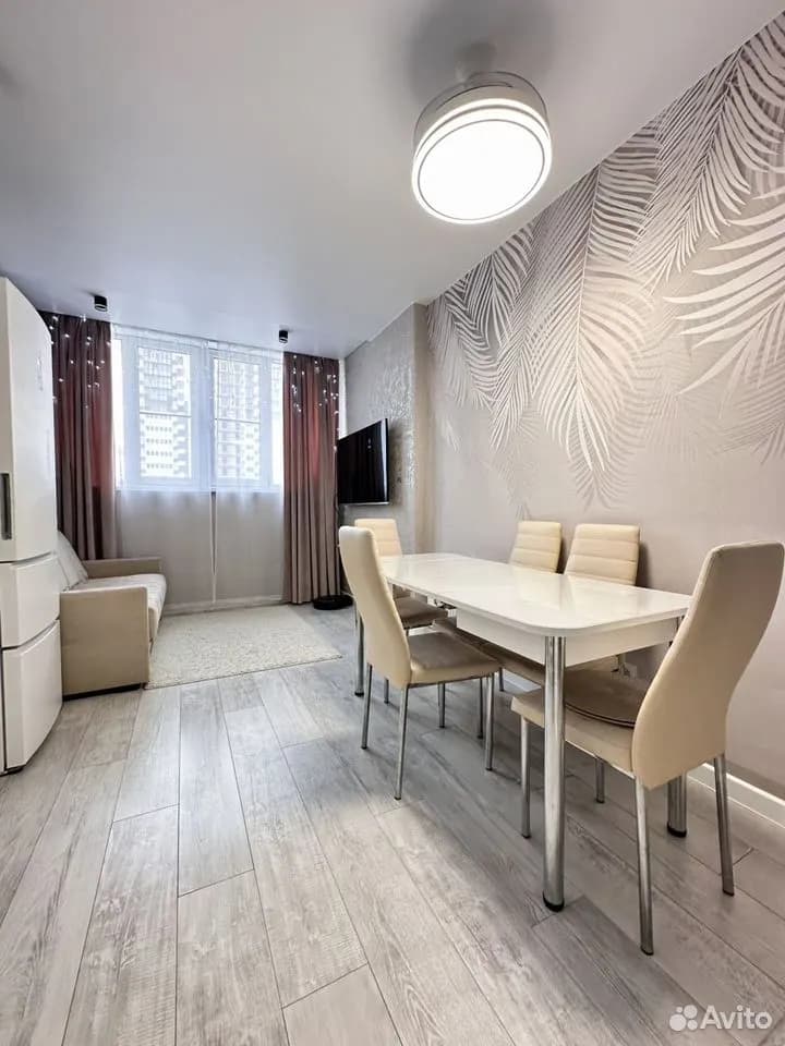 Продается 2-комн. квартира, 61.5 м² — фото 2