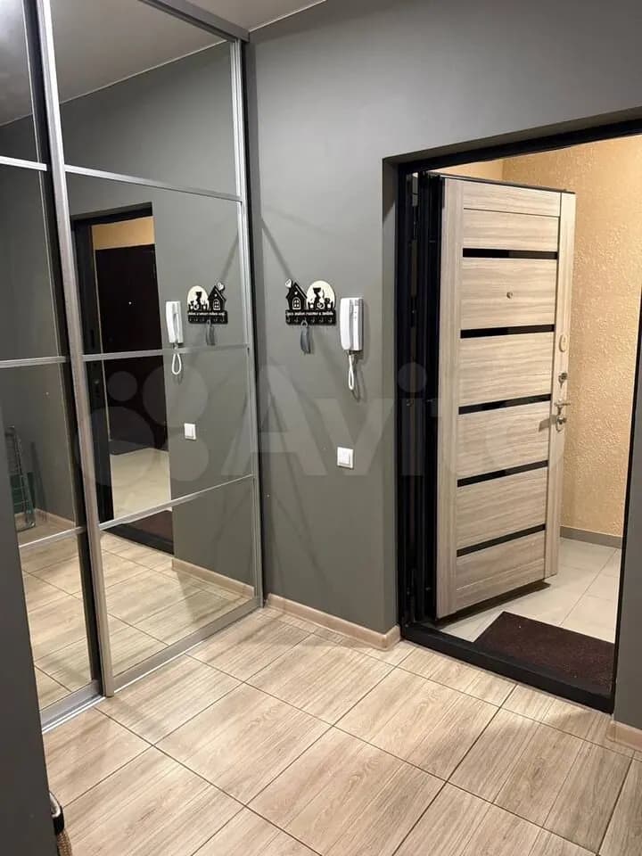 Продается 1-комн. квартира, 37.4 м²