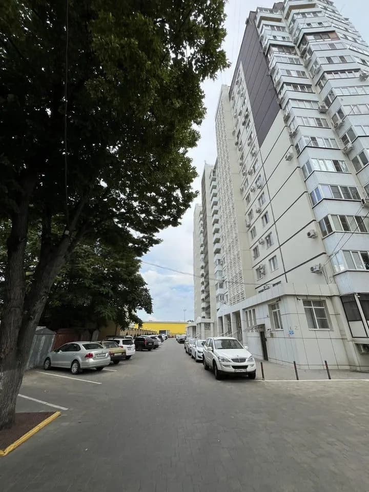 Продается 2-комн. квартира, 61.6 м² — фото 2