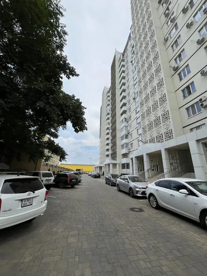 Продается 2-комн. квартира, 61.6 м² — фото 3