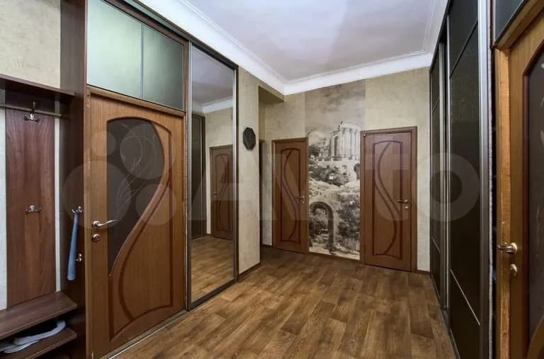 Продается 4-комн. квартира, 94 м² — фото 4