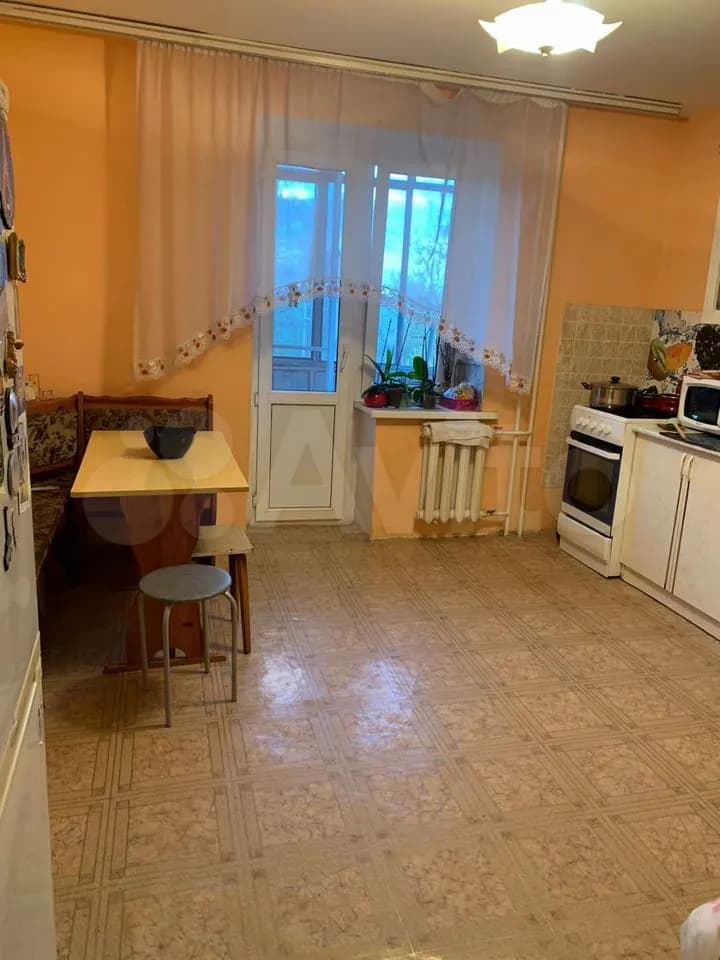 Продается 4-комн. квартира, 91 м² — фото 2