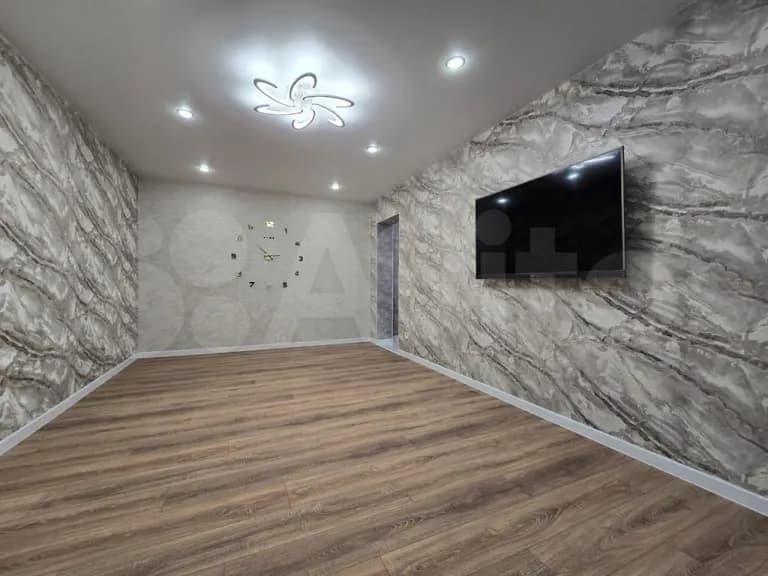 Продается 2-комн. квартира, 57 м²