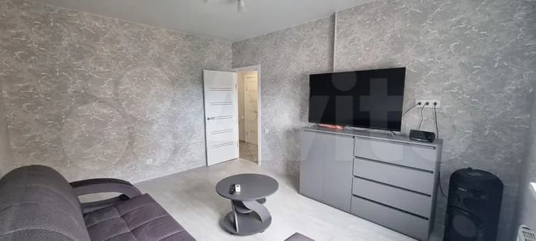 Продается 2-комн. квартира, 51.8 м² — фото 2
