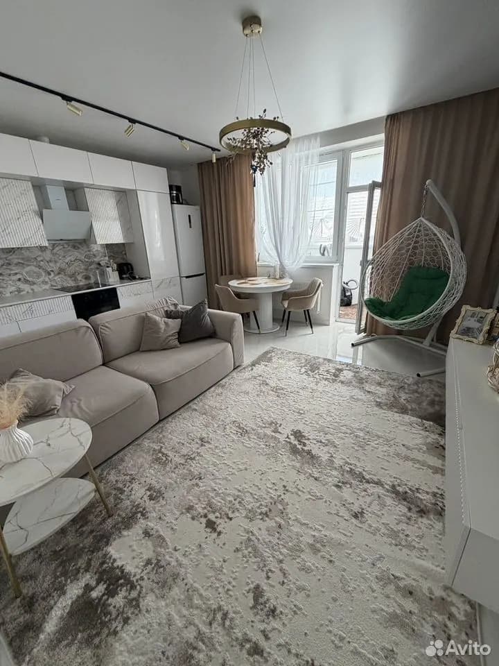 Продается 3-комн. квартира, 65 м²