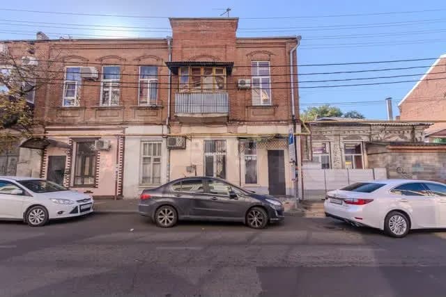 Продается 1-комн. квартира, 80 м²