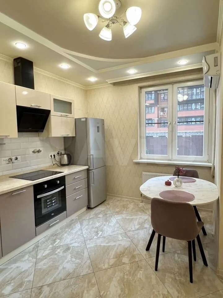 Продается 2-комн. квартира, 50.2 м²
