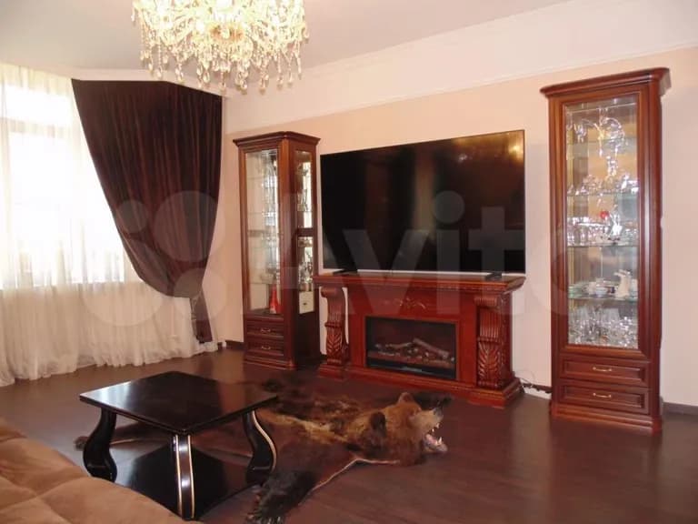 Продается 3-комн. квартира, 123 м²