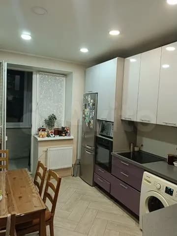 Продается 2-комн. квартира, 55 м²