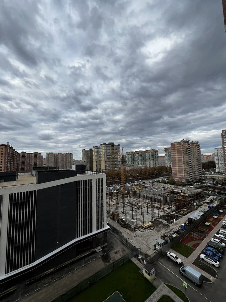 Продается 3-комн. квартира, 84.2 м²