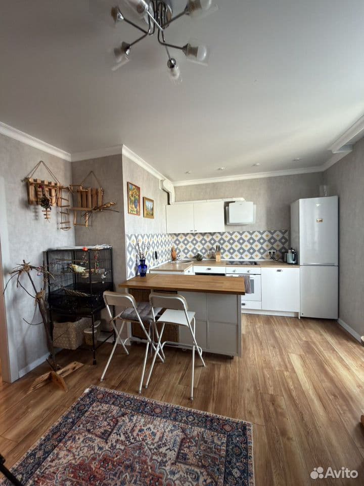 Продается 3-комн. квартира, 62 м² — фото 2