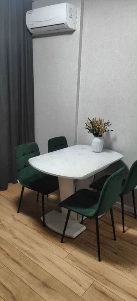 Продается 2-комн. квартира, 52.1 м²